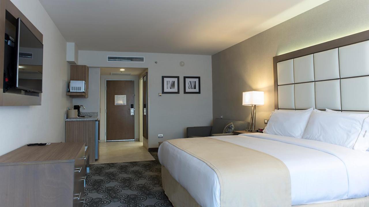 Holiday Inn Express & Suites Chihuahua Juventud By Ihg Exterior foto